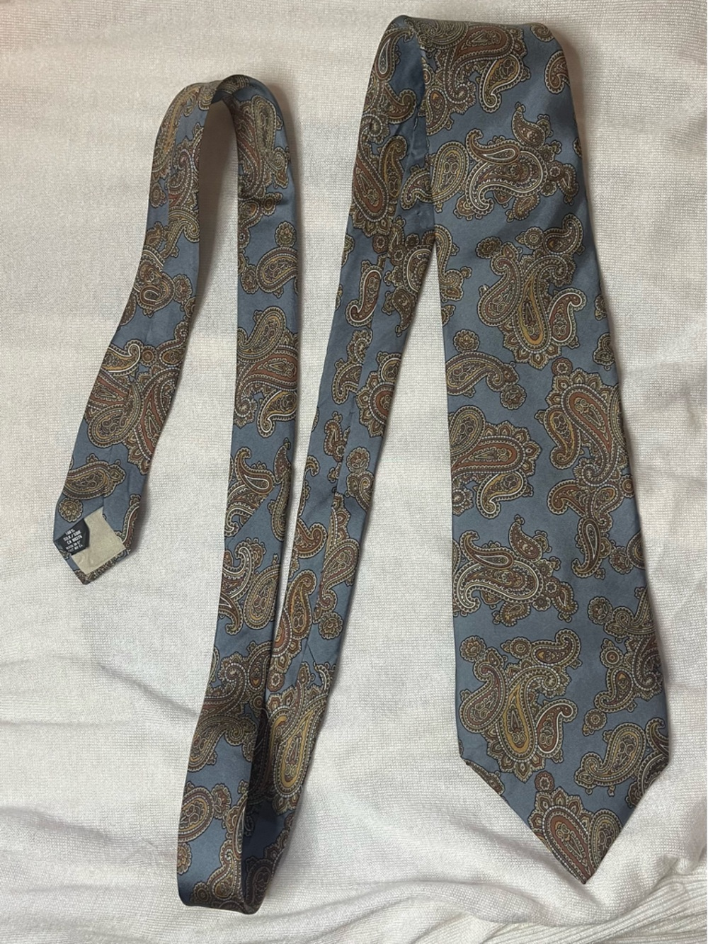 Vintage 1980’s Woodwards 100% Silk Paisley Tie